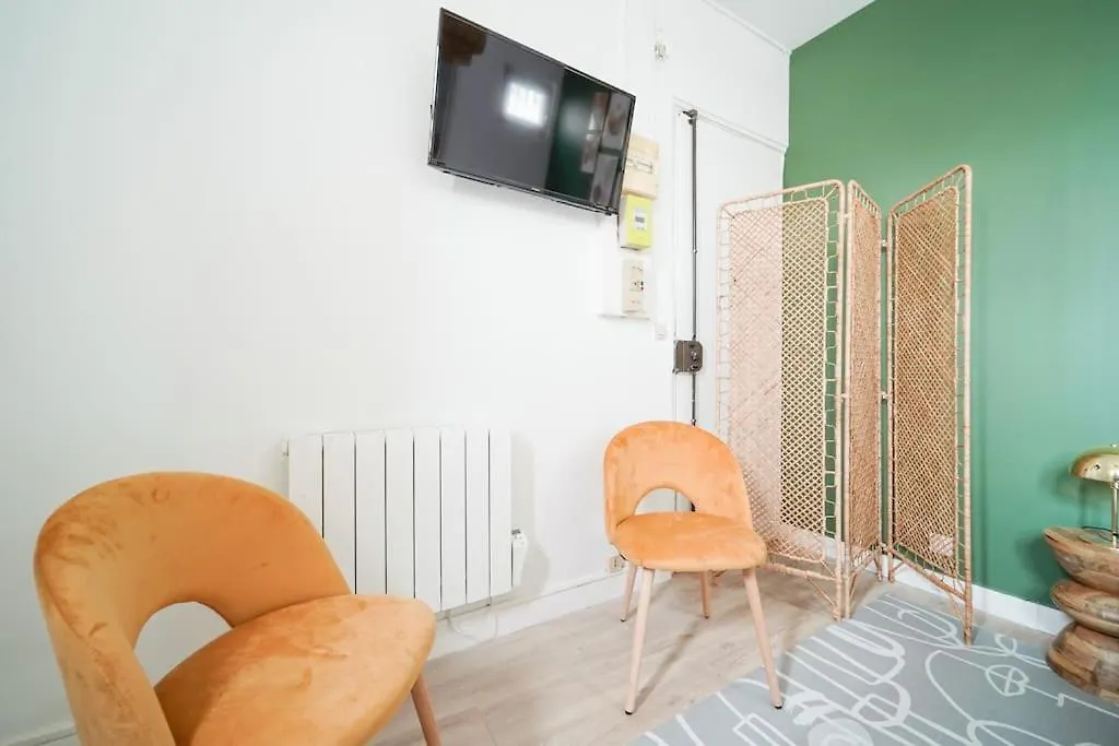 Green Studio Cosy And Confortable - IV Paris Apartment